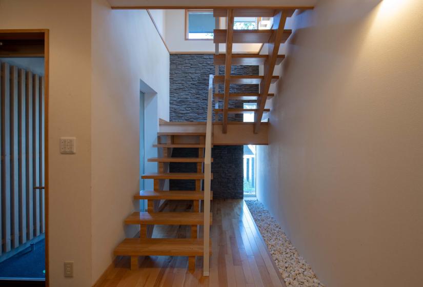 entrance way stairwell